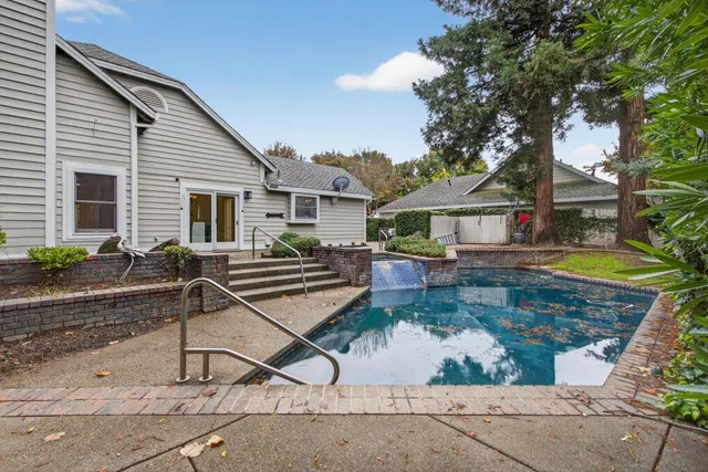 $749,000 | 1005 Harrington Way, Carmichael, CA 95608