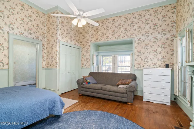 $274,900 | 130 East Main Street, Rose Hill, NC 28458