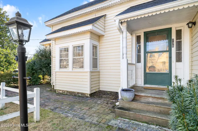 $274,900 | 130 East Main Street, Rose Hill, NC 28458