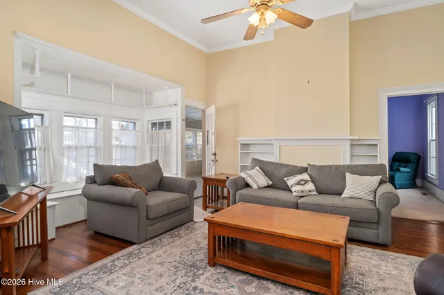 $274,900 | 130 East Main Street, Rose Hill, NC 28458