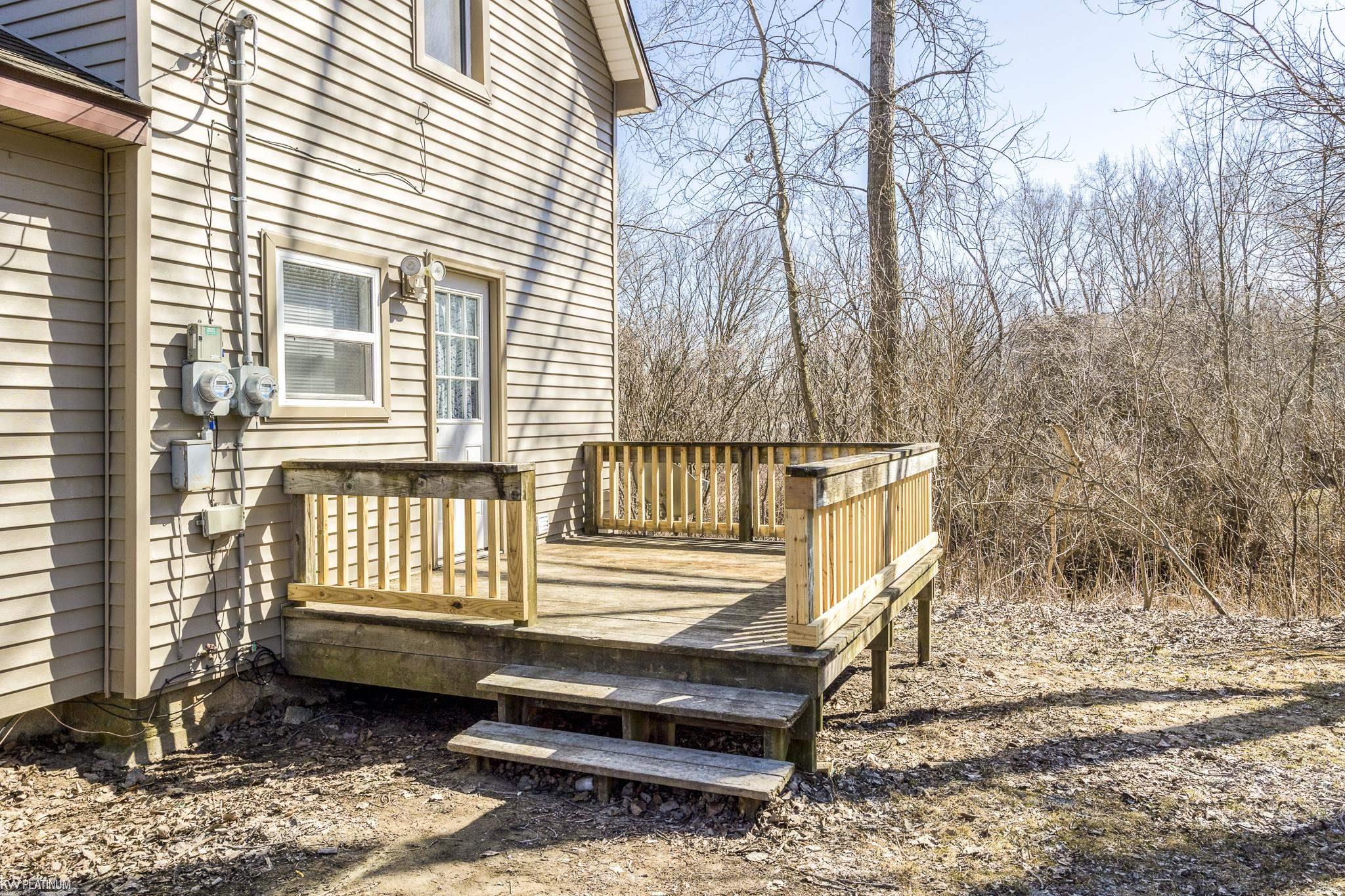 8698 Babcock Road Croswell, MI 48422 - Photo 6 of 31 50104748-5.JPG