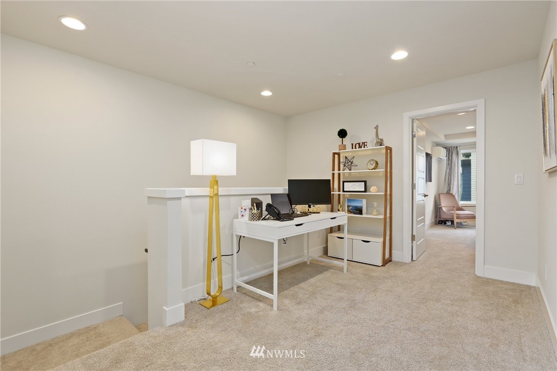 508 237th Street Southeast, Unit D Bothell, WA 98021 - Photo 13 of 26