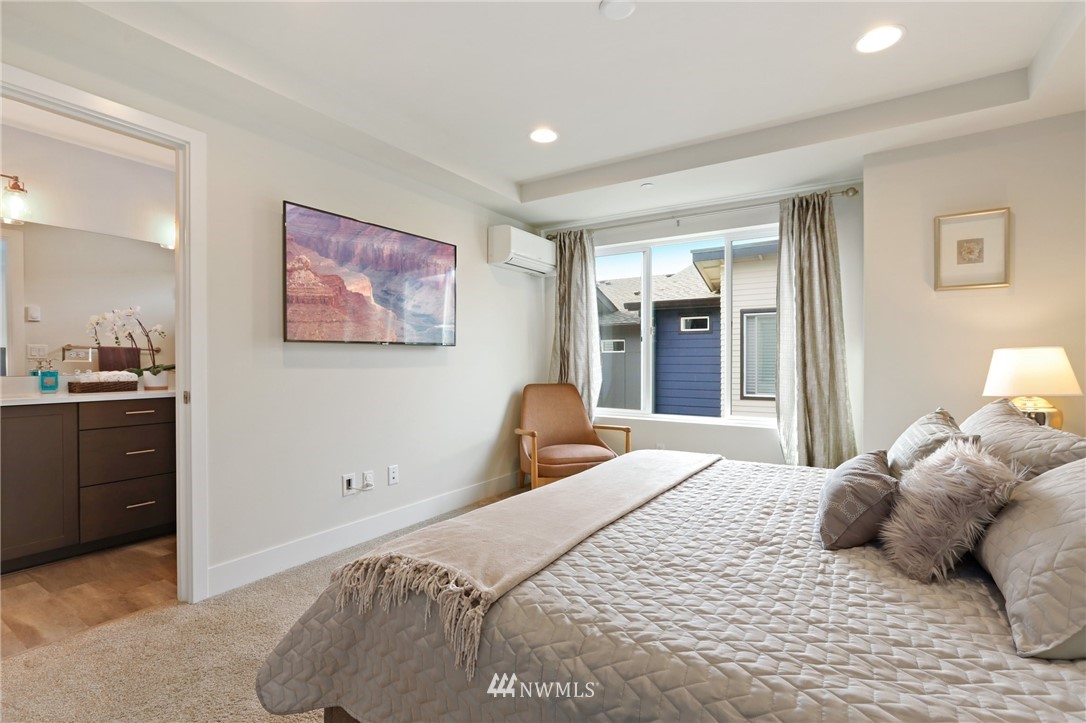 508 237th Street Southeast, Unit D Bothell, WA 98021 - Photo 15 of 26
