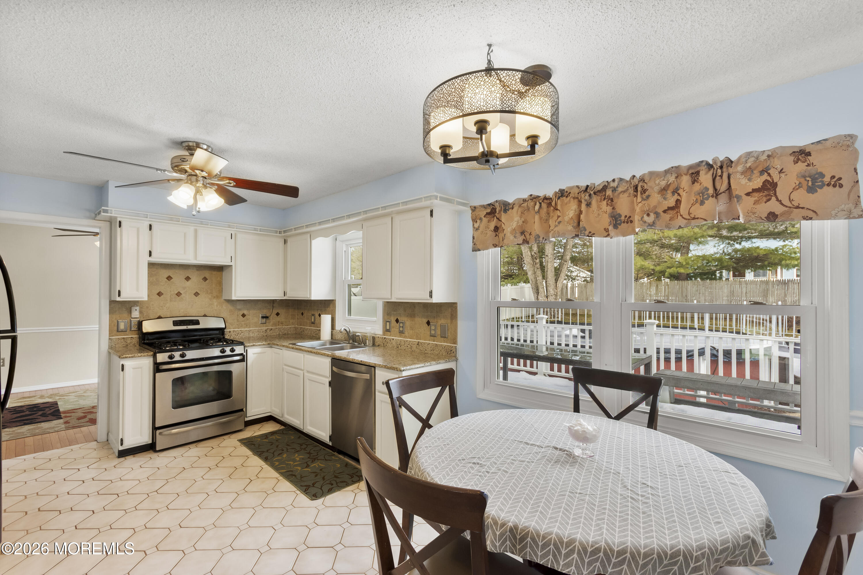 46 Hickory Hill Road Jackson, NJ 08527 - Photo 13 of 33