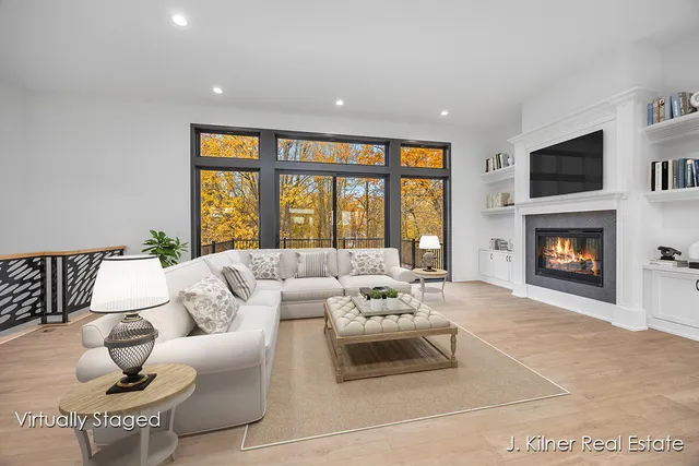 $799,900 | 9465 Wabasis Pointe Drive Northeast, Greenville, MI 48838