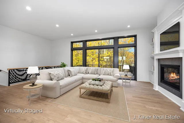 $799,900 | 9465 Wabasis Pointe Drive Northeast, Greenville, MI 48838