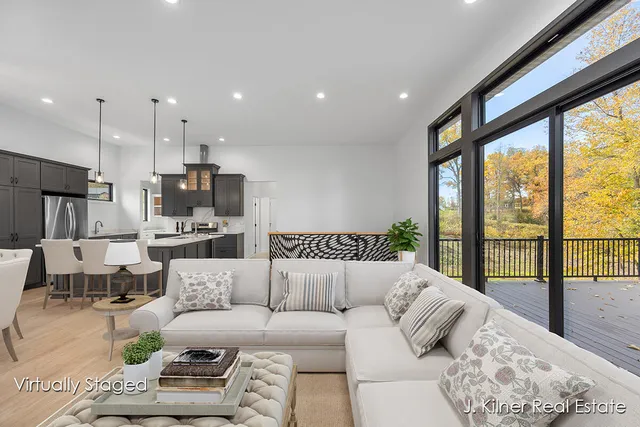 $799,900 | 9465 Wabasis Pointe Drive Northeast, Greenville, MI 48838