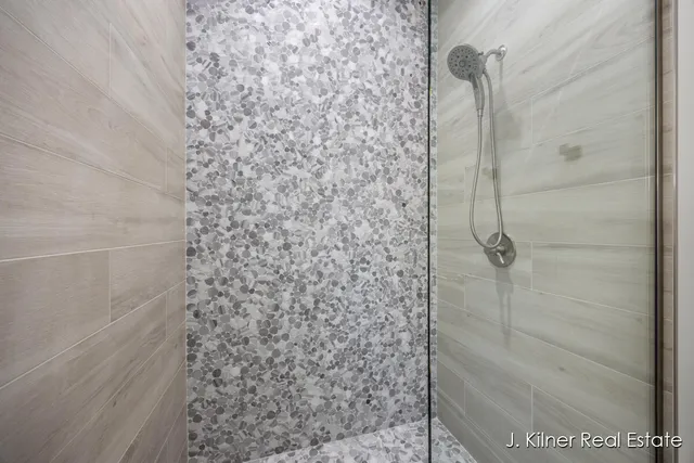 $799,900 | 9465 Wabasis Pointe Drive Northeast, Greenville, MI 48838