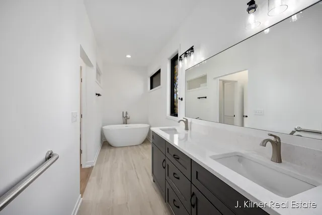 $799,900 | 9465 Wabasis Pointe Drive Northeast, Greenville, MI 48838