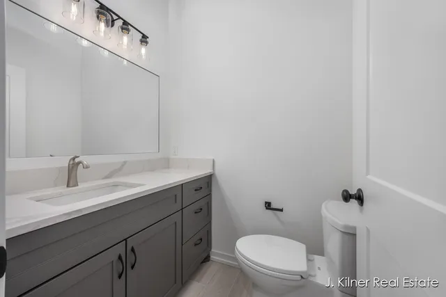 $799,900 | 9465 Wabasis Pointe Drive Northeast, Greenville, MI 48838