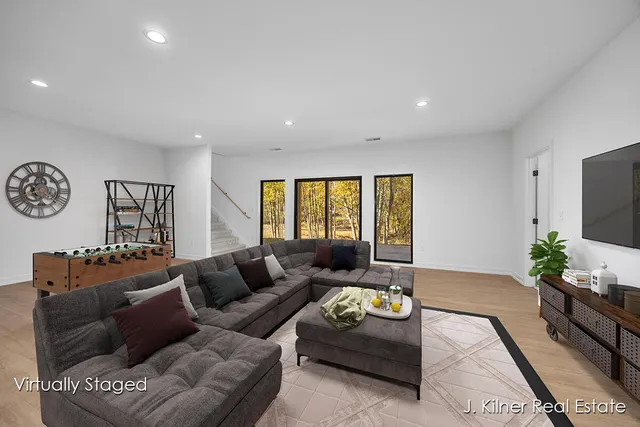 $799,900 | 9465 Wabasis Pointe Drive Northeast, Greenville, MI 48838