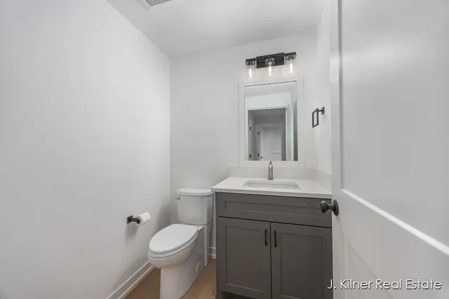 $799,900 | 9465 Wabasis Pointe Drive Northeast, Greenville, MI 48838