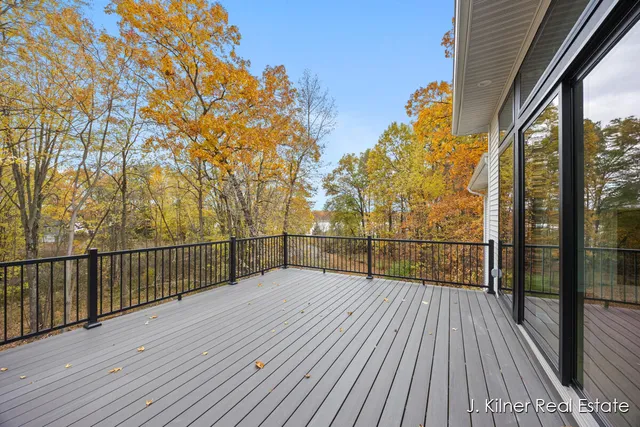 $799,900 | 9465 Wabasis Pointe Drive Northeast, Greenville, MI 48838