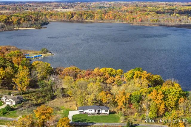 $799,900 | 9465 Wabasis Pointe Drive Northeast, Greenville, MI 48838