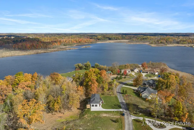 $799,900 | 9465 Wabasis Pointe Drive Northeast, Greenville, MI 48838