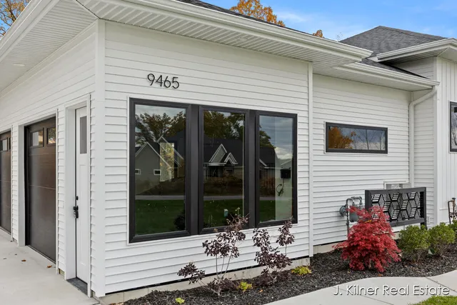 $799,900 | 9465 Wabasis Pointe Drive Northeast, Greenville, MI 48838