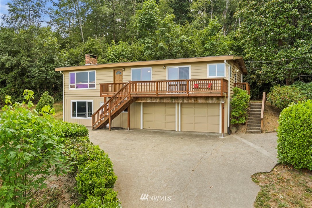 3991 East Grapeview Loop Road Grapeview, WA 98546 - Photo 1 of 31 Gallery Image 1