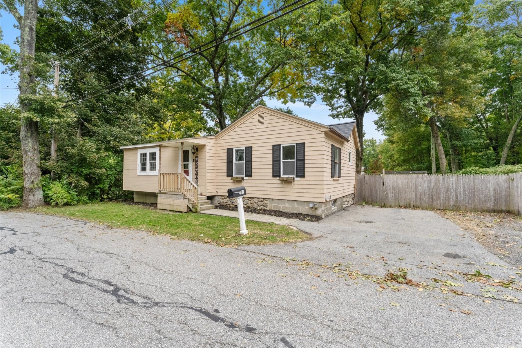 11 Wheelock Road Shrewsbury, MA 01545 - Photo 3 of 35 Gallery Image 3