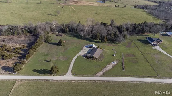 $459,500 | 24701 County Road 434, St. James, MO 65559