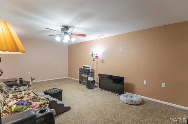 $459,500 | 24701 County Road 434, St. James, MO 65559