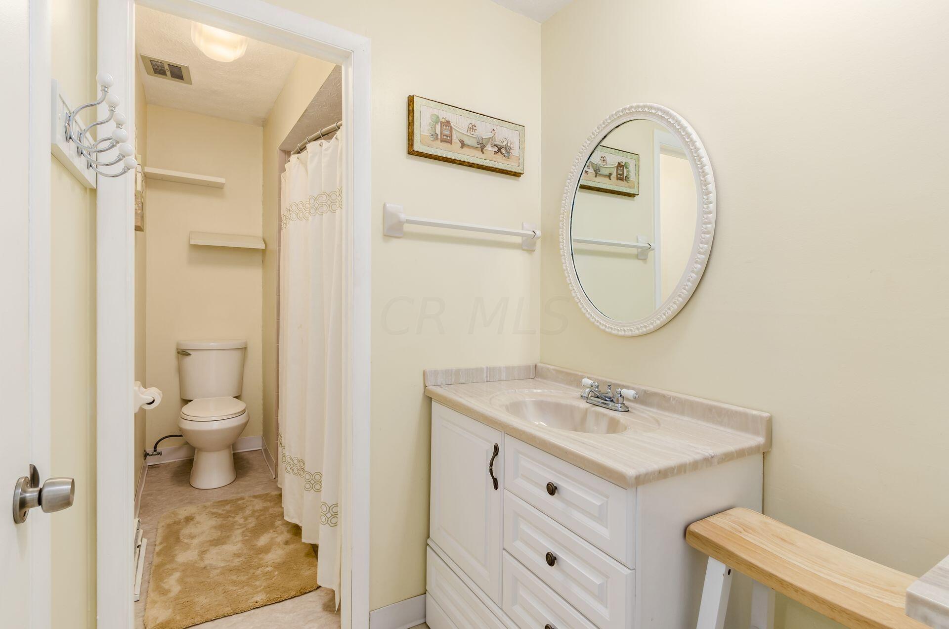 77 South Spring Road Westerville, OH 43081 - Photo 26 of 38 Guest Bath