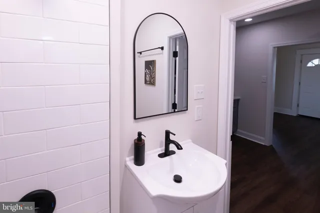 $199,900 | 1548 Weber Drive, Linwood, PA 19061