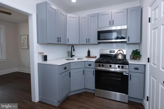 $199,900 | 1548 Weber Drive, Linwood, PA 19061