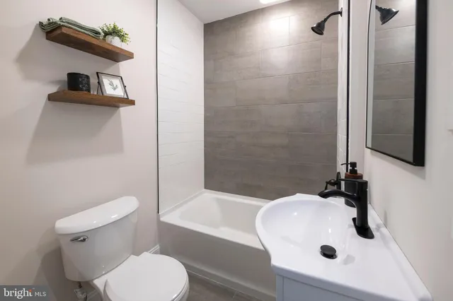 $199,900 | 1548 Weber Drive, Linwood, PA 19061