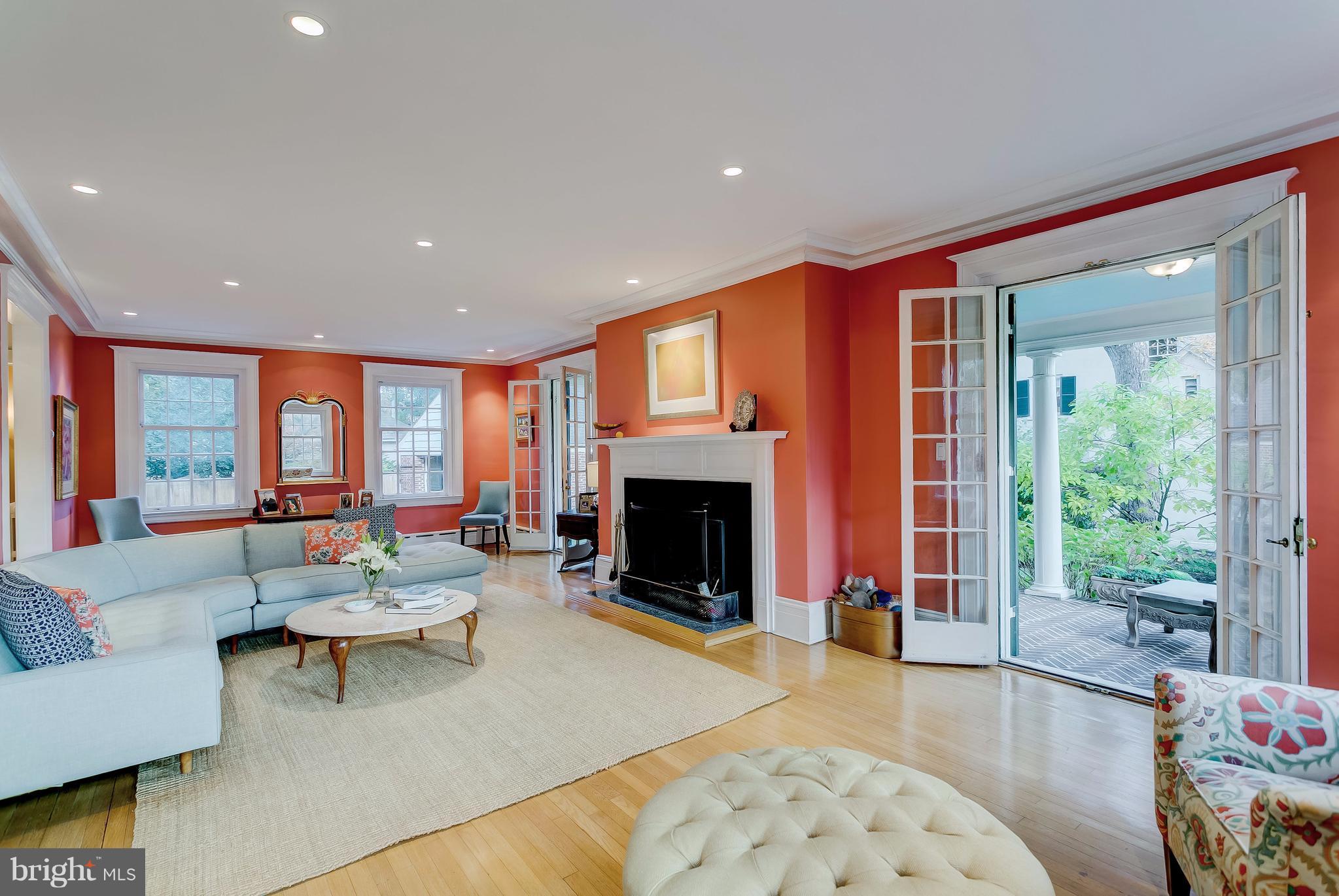 4315 Underwood Road Baltimore, MD 21218 - Photo 2 of 30 Interior (General)