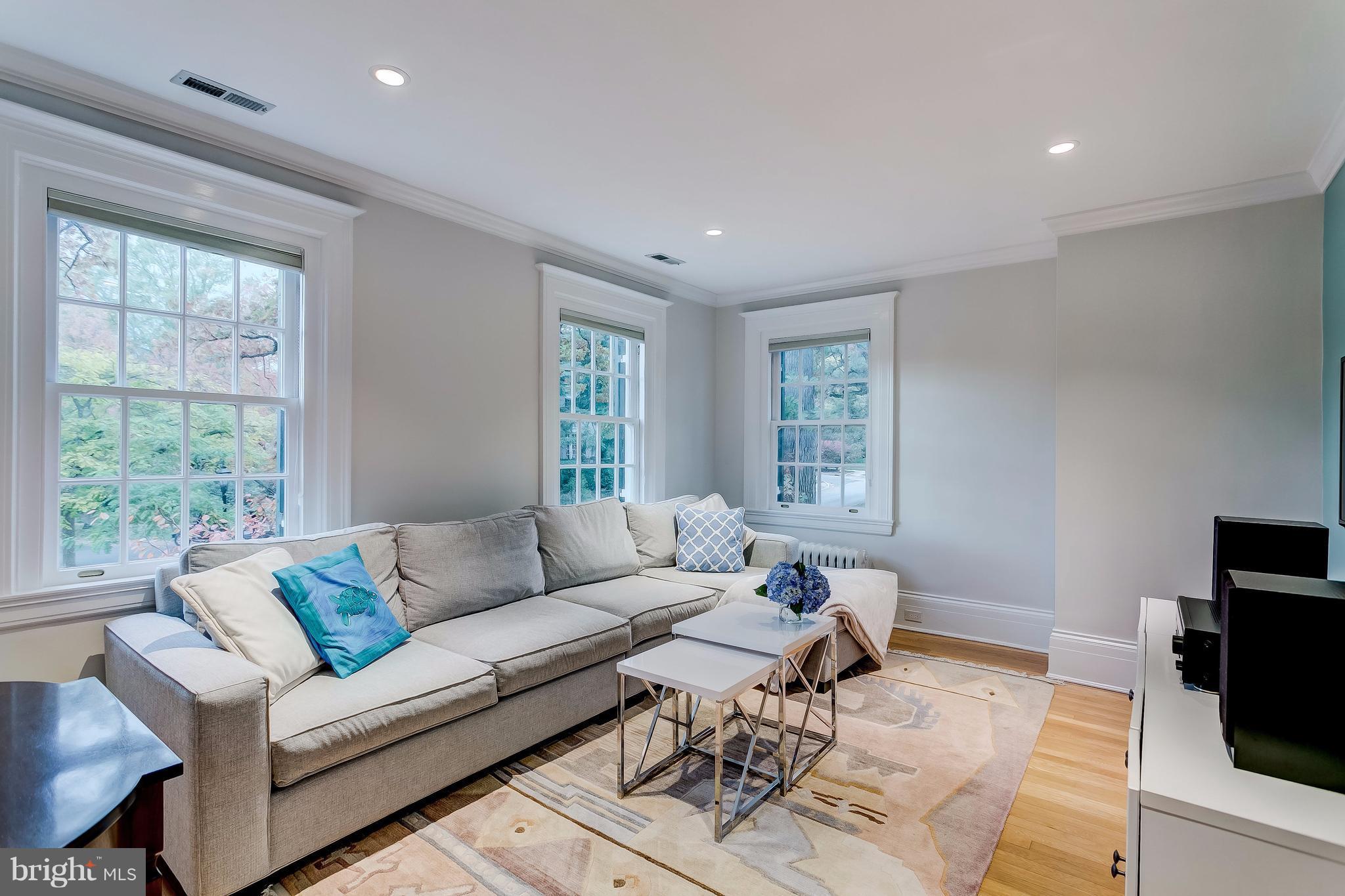 4315 Underwood Road Baltimore, MD 21218 - Photo 17 of 30 Interior (General)