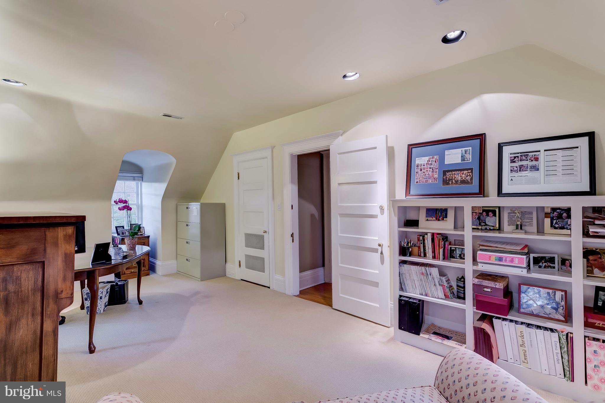 4315 Underwood Road Baltimore, MD 21218 - Photo 20 of 30 Interior (General)