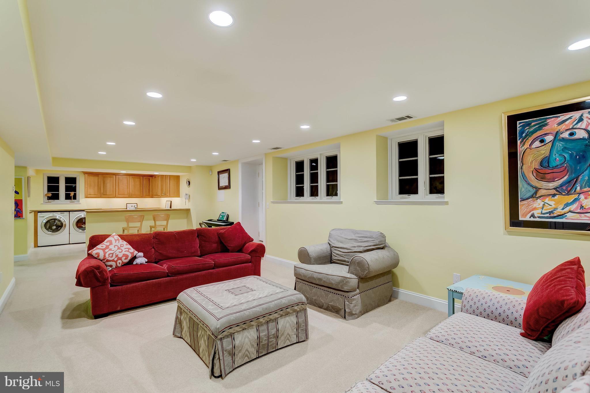 4315 Underwood Road Baltimore, MD 21218 - Photo 22 of 30 Interior (General)