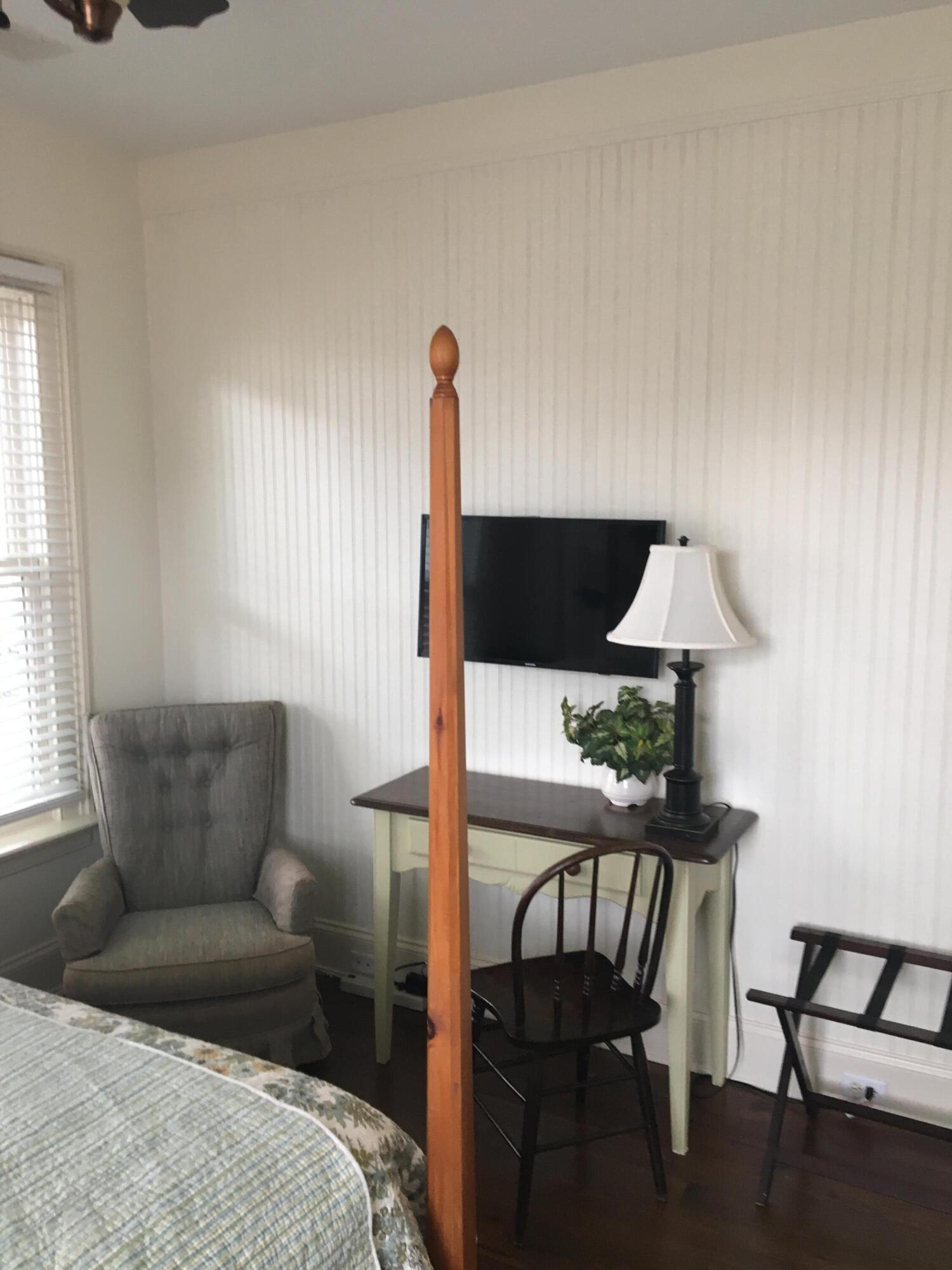17 West Street Charleston, SC 29401 - Photo 11 of 27 IMG_5083 (1)
