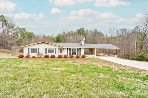 $395,000 | 845 Long Branch Road, Grover, NC 28073