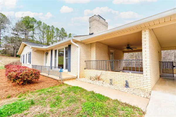 $395,000 | 845 Long Branch Road, Grover, NC 28073