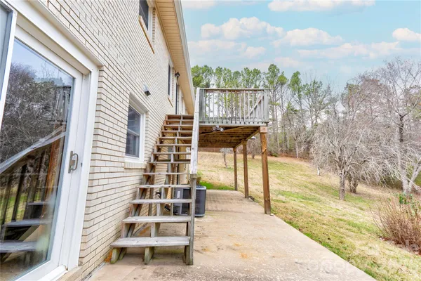 $395,000 | 845 Long Branch Road, Grover, NC 28073
