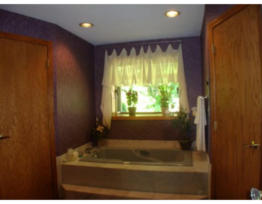 37 Countryside Road Grafton, MA 01536 - Photo 15 of 24 Gallery Image 15