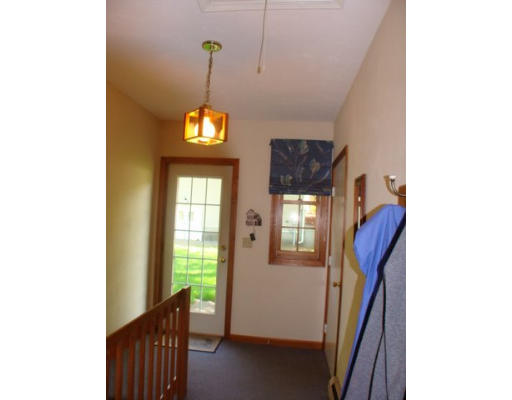 37 Countryside Road Grafton, MA 01536 - Photo 19 of 24 Gallery Image 19