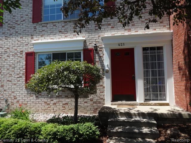 421 Baldwin Avenue, Unit 203 Rochester, MI 48307 - Photo 1 of 10 DSC00428.jpg
