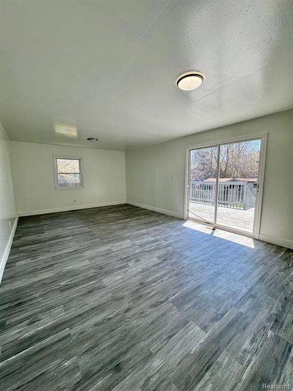3437 Mackin Road Flint, MI 48504 - Photo 12 of 16