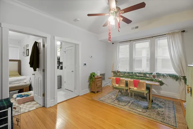 $2,395 | 1123 North Christiana Avenue, Unit 2S, Chicago, IL 60651