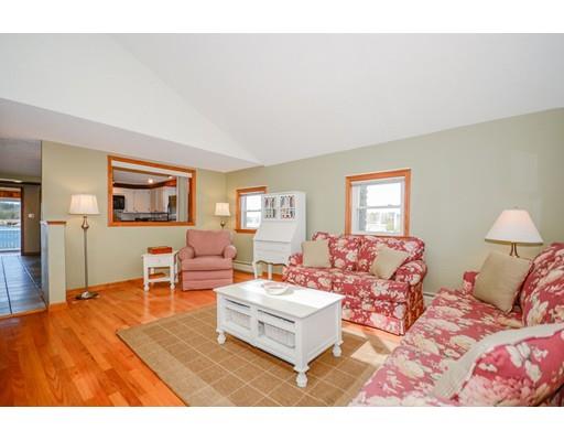 7 Adams Street Wareham, MA 02571 - Photo 7 of 29 Gallery Image 7