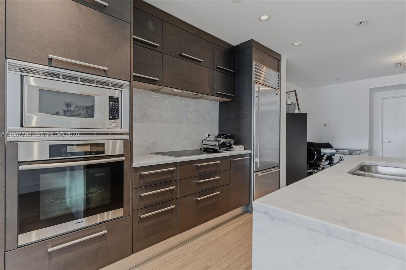 900 Biscayne Boulevard, Unit 4308 Miami, FL 33132 - Photo 8 of 36