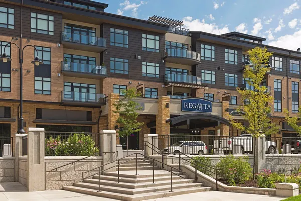 $1,000,000 | 875 Lake Street North, Unit 216, Wayzata, MN 55391