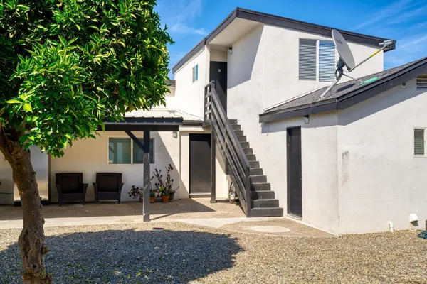 $850,000 | 1432 Page Court, Modesto, CA 95354