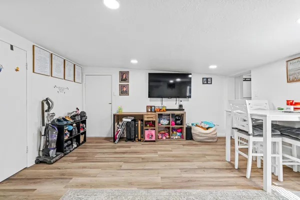 $850,000 | 1432 Page Court, Modesto, CA 95354