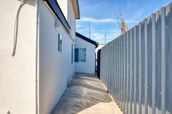 $850,000 | 1432 Page Court, Modesto, CA 95354