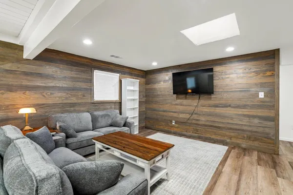 $850,000 | 1432 Page Court, Modesto, CA 95354