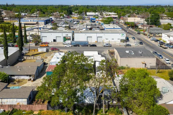$850,000 | 1432 Page Court, Modesto, CA 95354