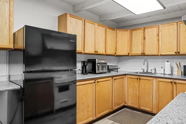 $850,000 | 1432 Page Court, Modesto, CA 95354